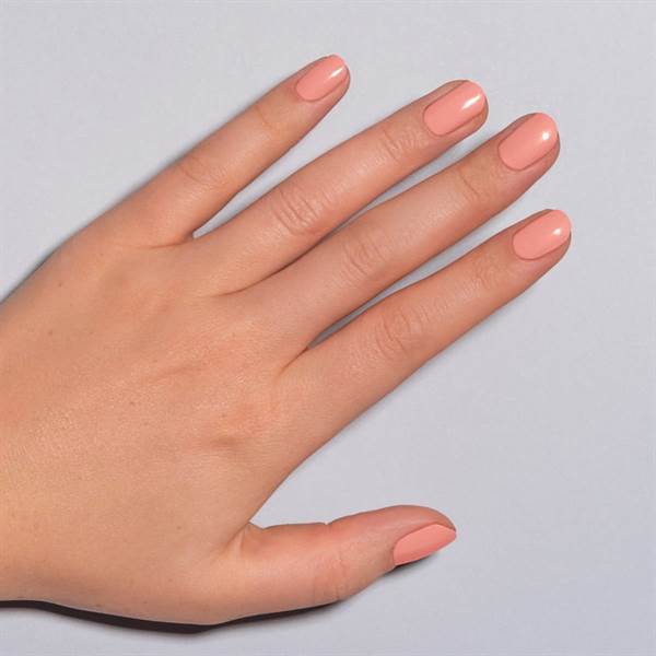 SMALTO CND VINYLUX Rule Breaker